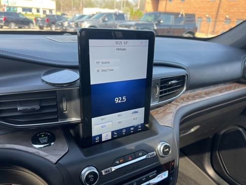 Certified 2020 Ford Explorer Platinum AWD/4WD image 13