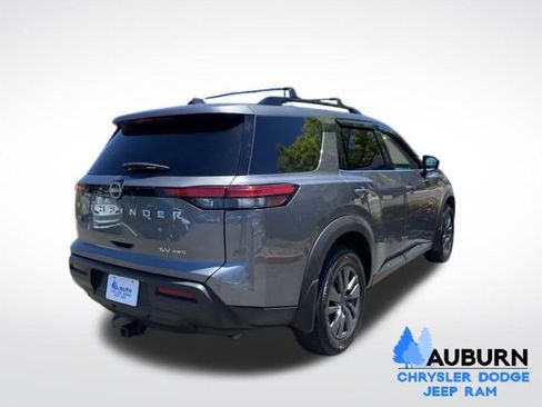 Used 2024 Nissan Pathfinder SV AWD/4WD image 7