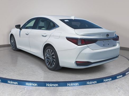 Used 2024 Lexus ES 300h w/ Technology Package FWD image 8