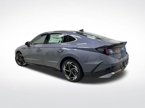 New 2026 Hyundai Sonata SEL image 3