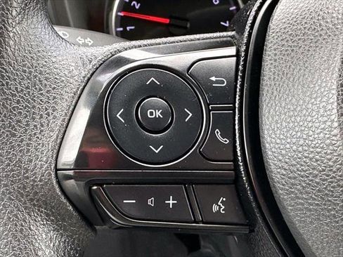 Used 2019 Toyota RAV4 LE image 22