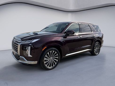 Used 2024 Hyundai Palisade Calligraphy FWD image 1