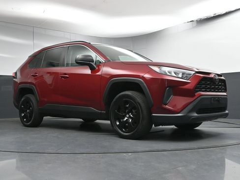 Used 2020 Toyota RAV4 LE w/ All Weather Liner Package image 25