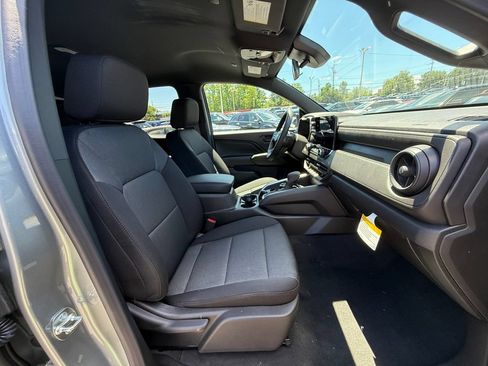 New 2026 Chevrolet Colorado Trail Boss w/ Midnight Edition AWD/4WD image 25