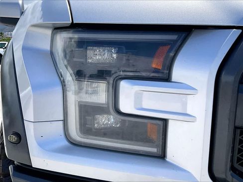 Used 2018 Ford F150 Raptor w/ Equipment Group 802A Luxury AWD/4WD image 31