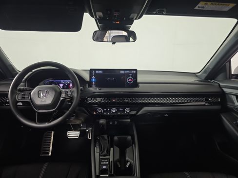 Used 2024 Honda Accord Sport image 21