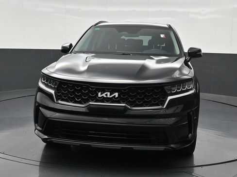 Used 2023 Kia Sorento S FWD image 9