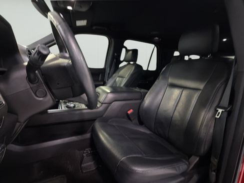 Used 2019 Ford Expedition Max XLT w/ Equipment Group 202A RWD image 9