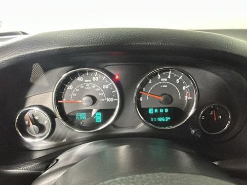 Used 2018 Jeep Wrangler Sport AWD/4WD image 17