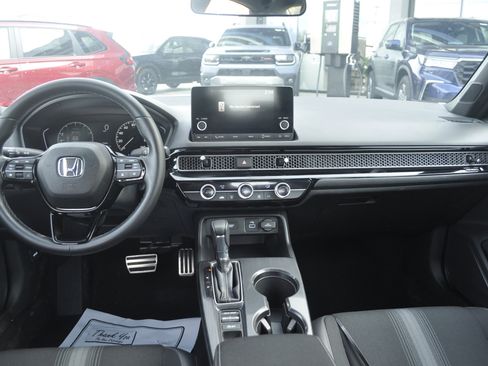 Used 2023 Honda Civic Sport image 14