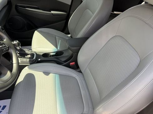 Used 2021 Hyundai Kona Ultimate FWD image 14