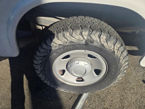 Used 2009 Ford F350 Lariat image 28