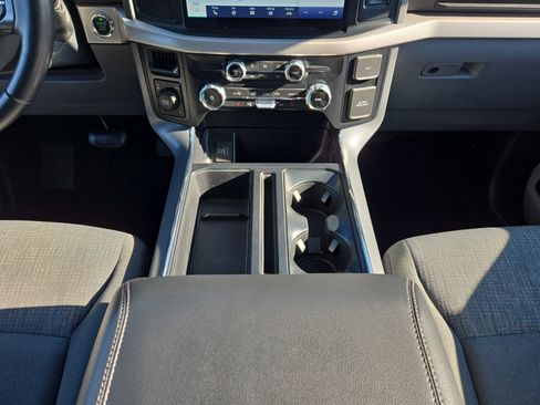 Certified 2022 Ford F150 XLT w/ Equipment Group 302A High image 21