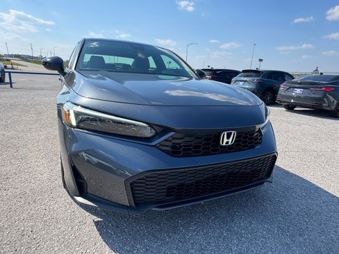 Used 2026 Honda Civic Sport image 3