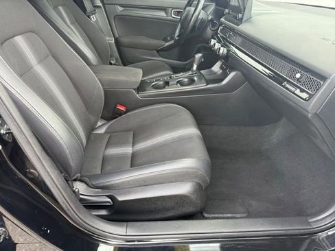 Used 2022 Honda Civic Sport image 13