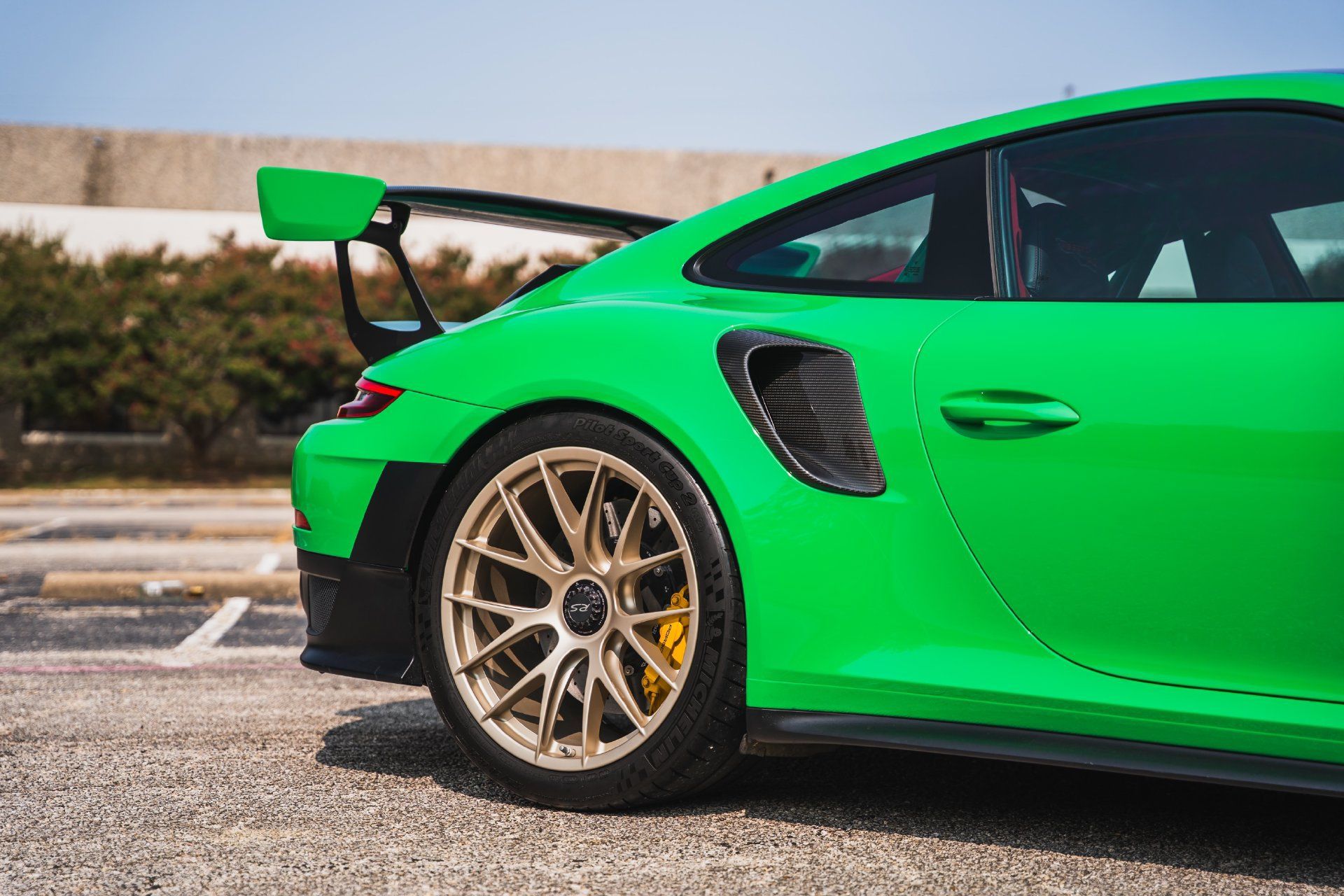 Used 2018 Porsche 911 GT2 RS RWD image 21