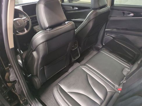 Used 2023 Lincoln Nautilus Standard image 26