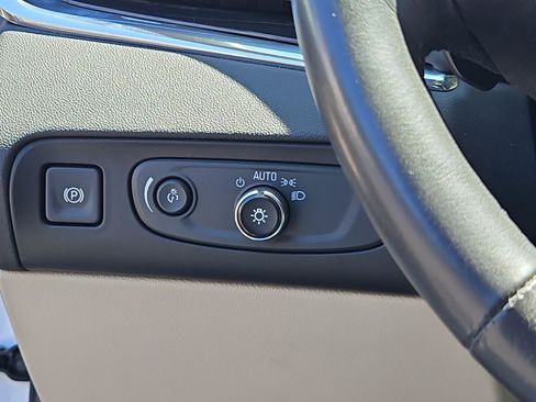 Used 2018 Buick Enclave Premium w/ Trailering Package AWD/4WD image 33