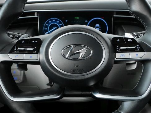 Used 2023 Hyundai Tucson Limited w/ Cargo Package image 9