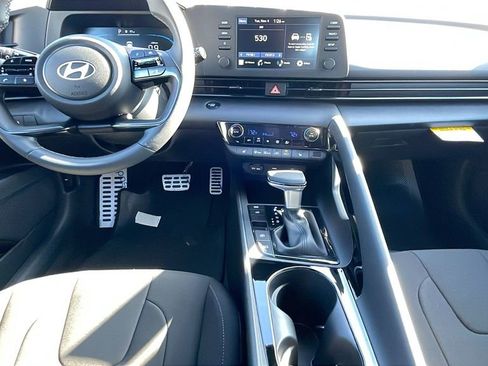 New 2026 Hyundai Elantra SEL Sport image 17