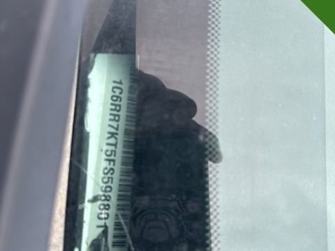 Used 2015 RAM 1500 Express image 11