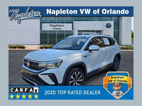 Used 2023 Volkswagen Taos SE w/ Panoramic Sunroof Package image 1