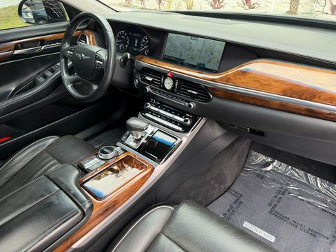 Used 2017 Genesis G90 3.3T Premium RWD image 54
