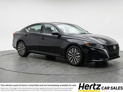 Used 2025 Nissan Altima 2.5 SV