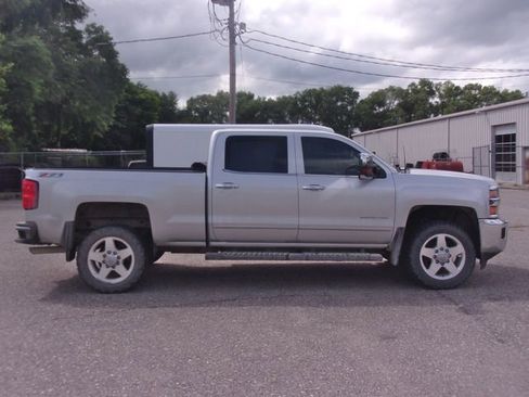 Used 2015 Chevrolet Silverado 2500 LTZ w/ LTZ Plus Package AWD/4WD image 8