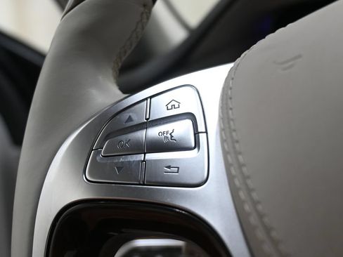 Used 2015 Mercedes-Benz S 550 Sedan image 24