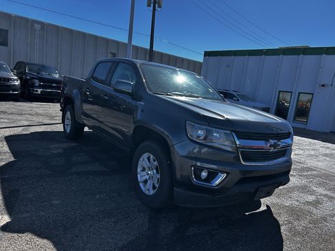 Used 2017 Chevrolet Colorado LT w/ LT Convenience Package image 7