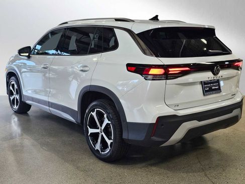 New 2026 Volkswagen Tiguan SE image 5