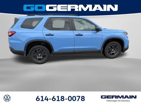 Used 2023 Honda Pilot TrailSport image 8