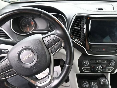 Used 2020 Jeep Cherokee Limited AWD/4WD image 29
