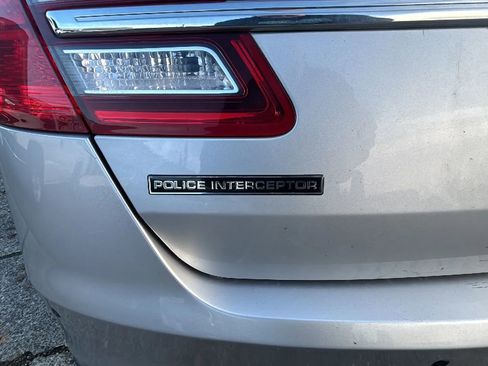 Used 2014 Ford Taurus Police Interceptor AWD image 20