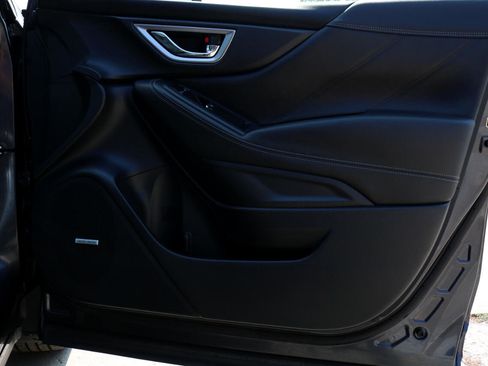 Used 2019 Subaru Forester Limited image 43