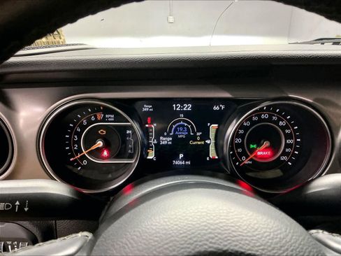Used 2021 Jeep Wrangler Unlimited Sport image 22