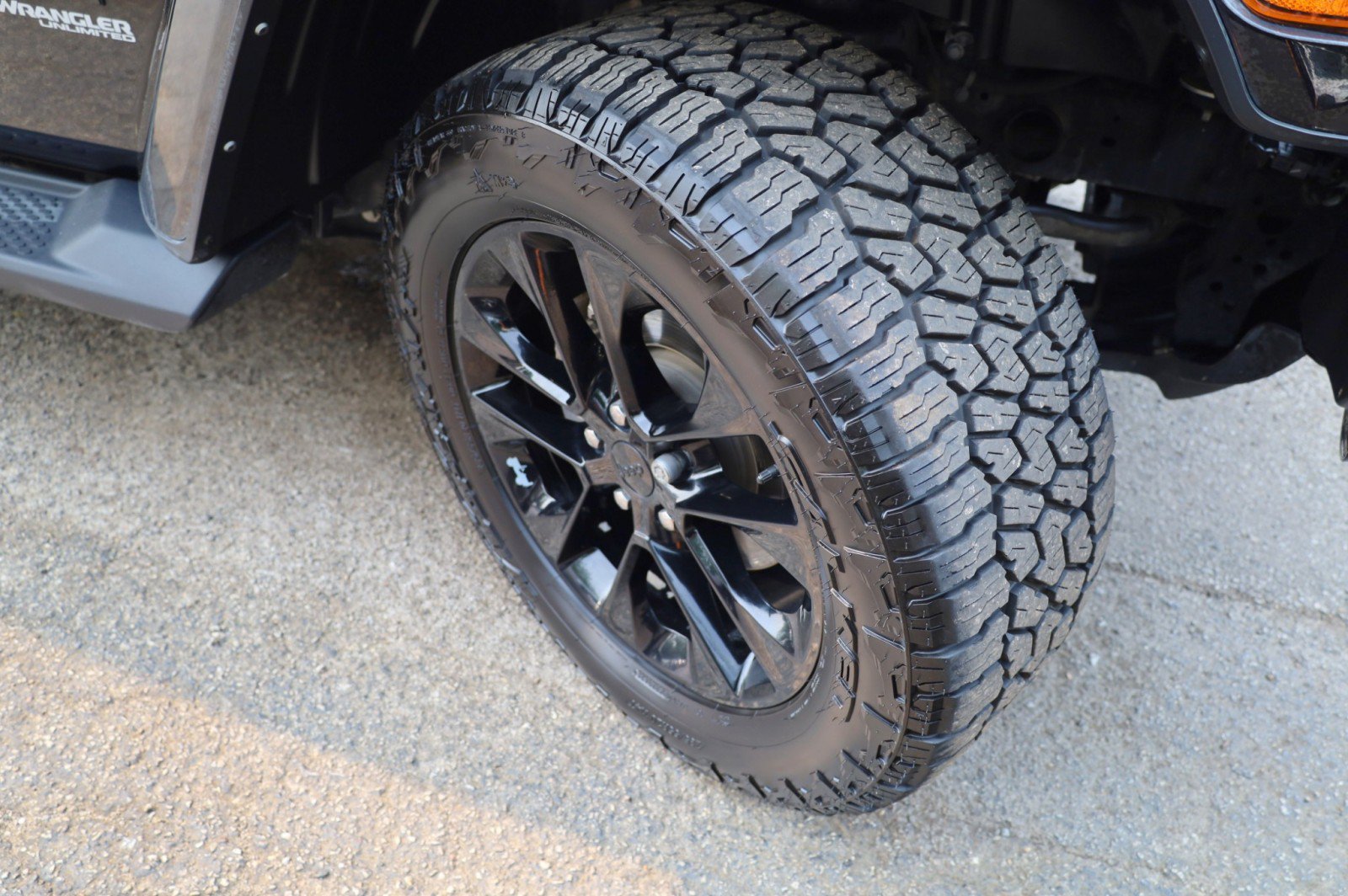 Used 2021 Jeep Wrangler Unlimited Sahara AWD/4WD image 51
