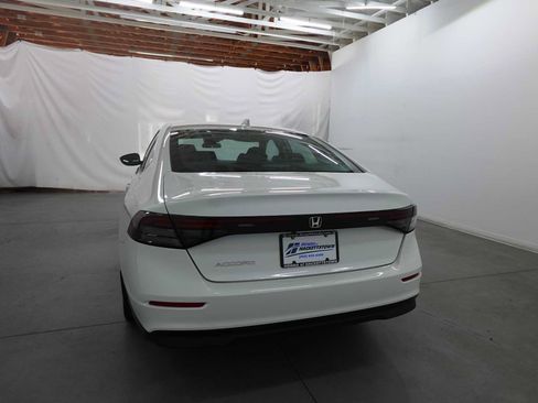Used 2025 Honda Accord LX image 7