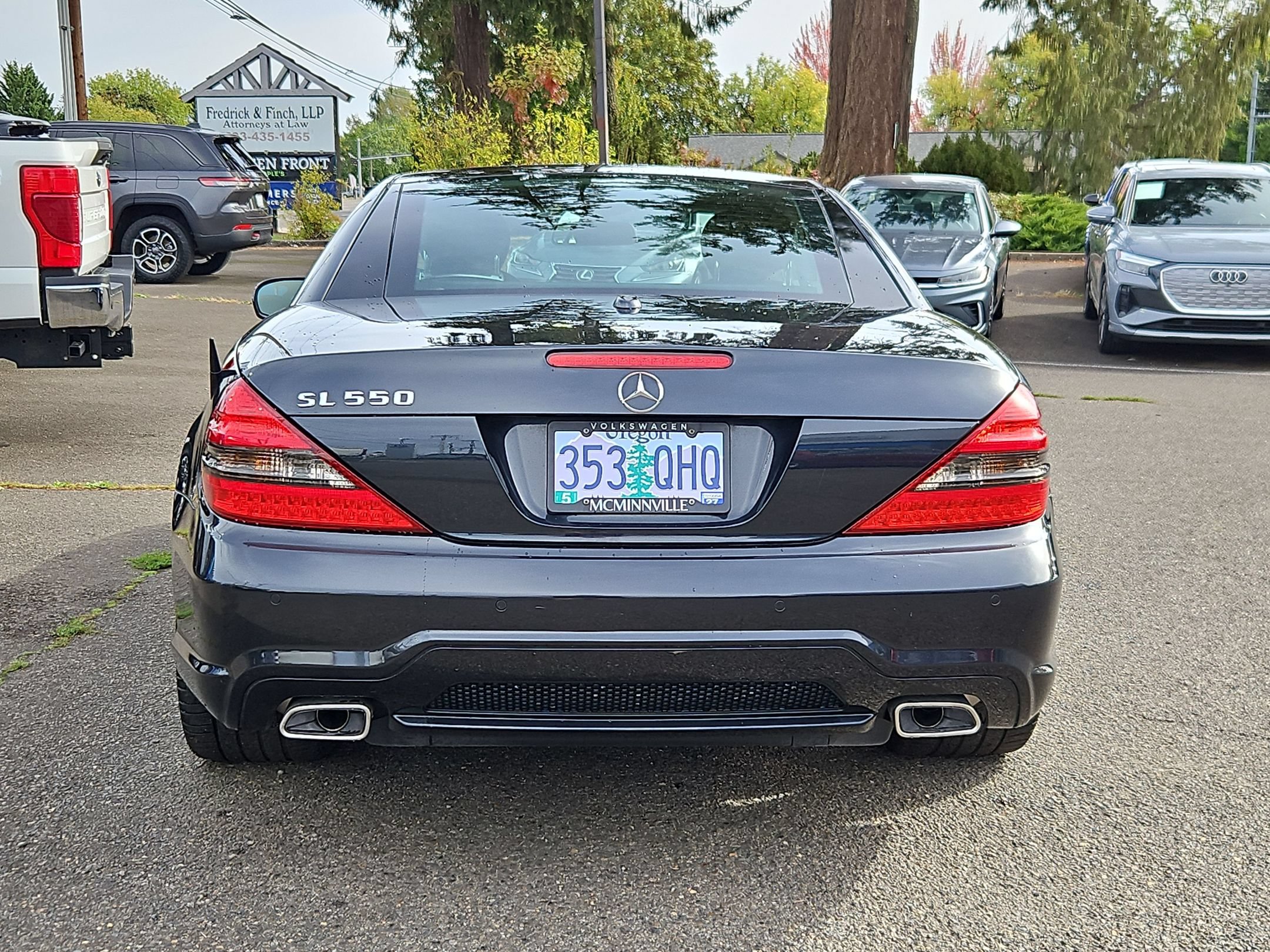 Used 2012 Mercedes-Benz SL 550 image 4