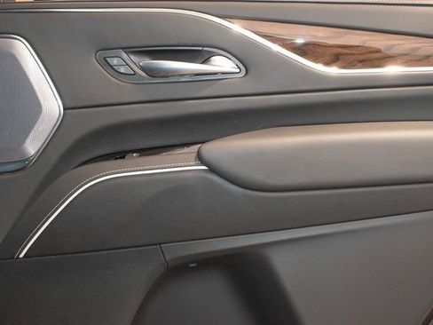 Used 2023 Cadillac Escalade Sport Platinum w/ Heavy-Duty Trailer Package AWD/4WD image 14
