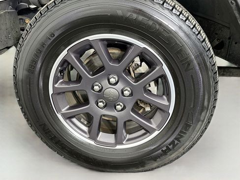 Used 2021 Jeep Gladiator Overland w/ Popular Equipment Package AWD/4WD image 34