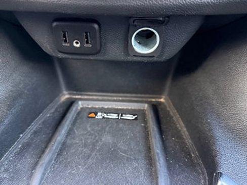 Used 2023 Chevrolet Traverse LT w/ LPO, Floor Liner Package AWD/4WD image 48