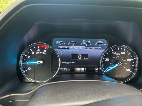 Used 2019 Ford F350 Platinum w/ Platinum Ultimate Package image 16