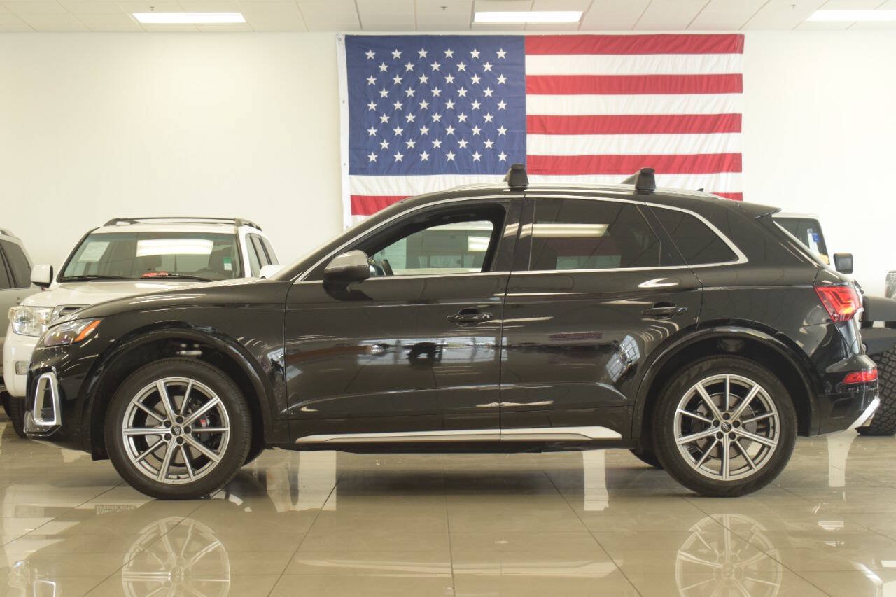 Used 2022 Audi SQ5 Premium Plus w/ Premium Plus Package AWD/4WD image 4