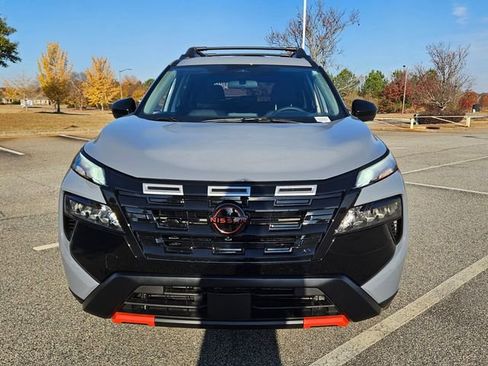 New 2026 Nissan Rogue SV AWD/4WD image 2