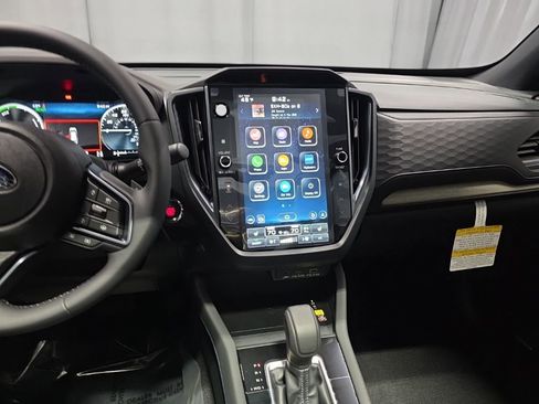 New 2025 Subaru Forester Limited w/ Popular Package image 11