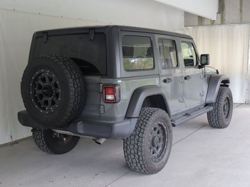 Used 2021 Jeep Wrangler Unlimited Sport AWD/4WD image 6