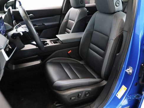 Used 2024 Honda Prologue Touring image 2