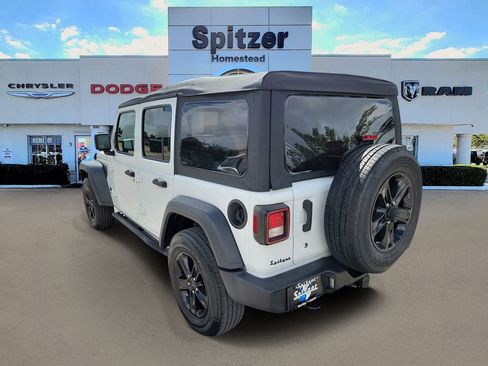 Certified 2020 Jeep Wrangler Unlimited Sport image 3